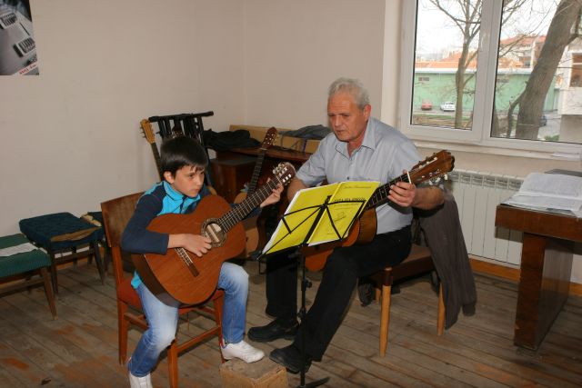 китара